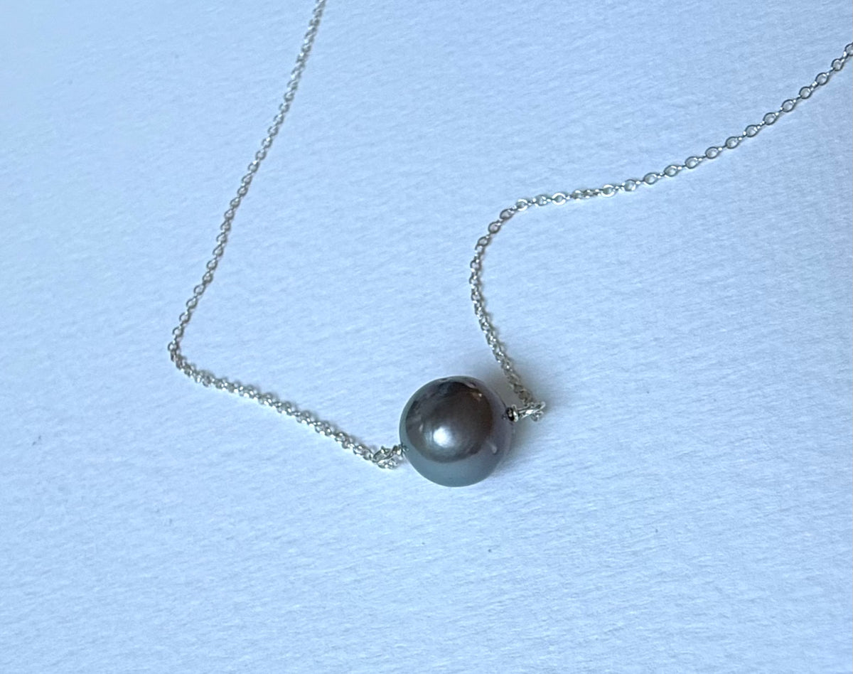 Single Pearl Necklace